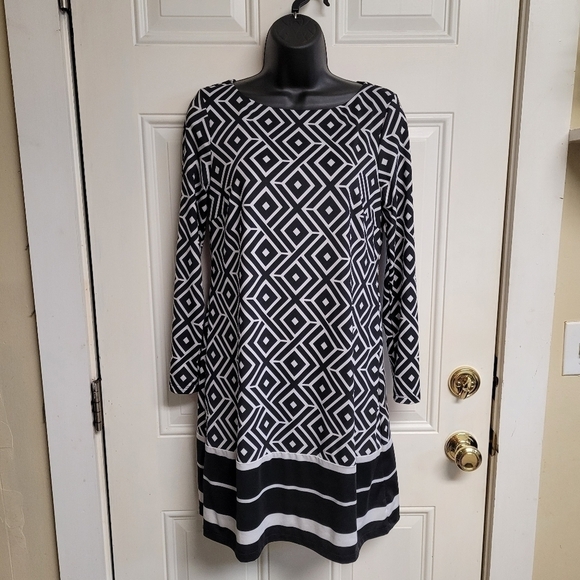 INC Black And White Long Sleeve Boat Neck Dress - Picture 10 of 10